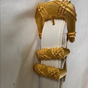 Carlisle belt style #1607 vintage.